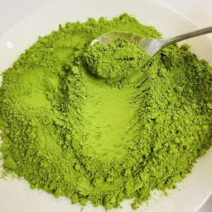 Pure Matcha Green Tea Powder Wholesale Custom Matcha Gift Set Packaging and Accessories.